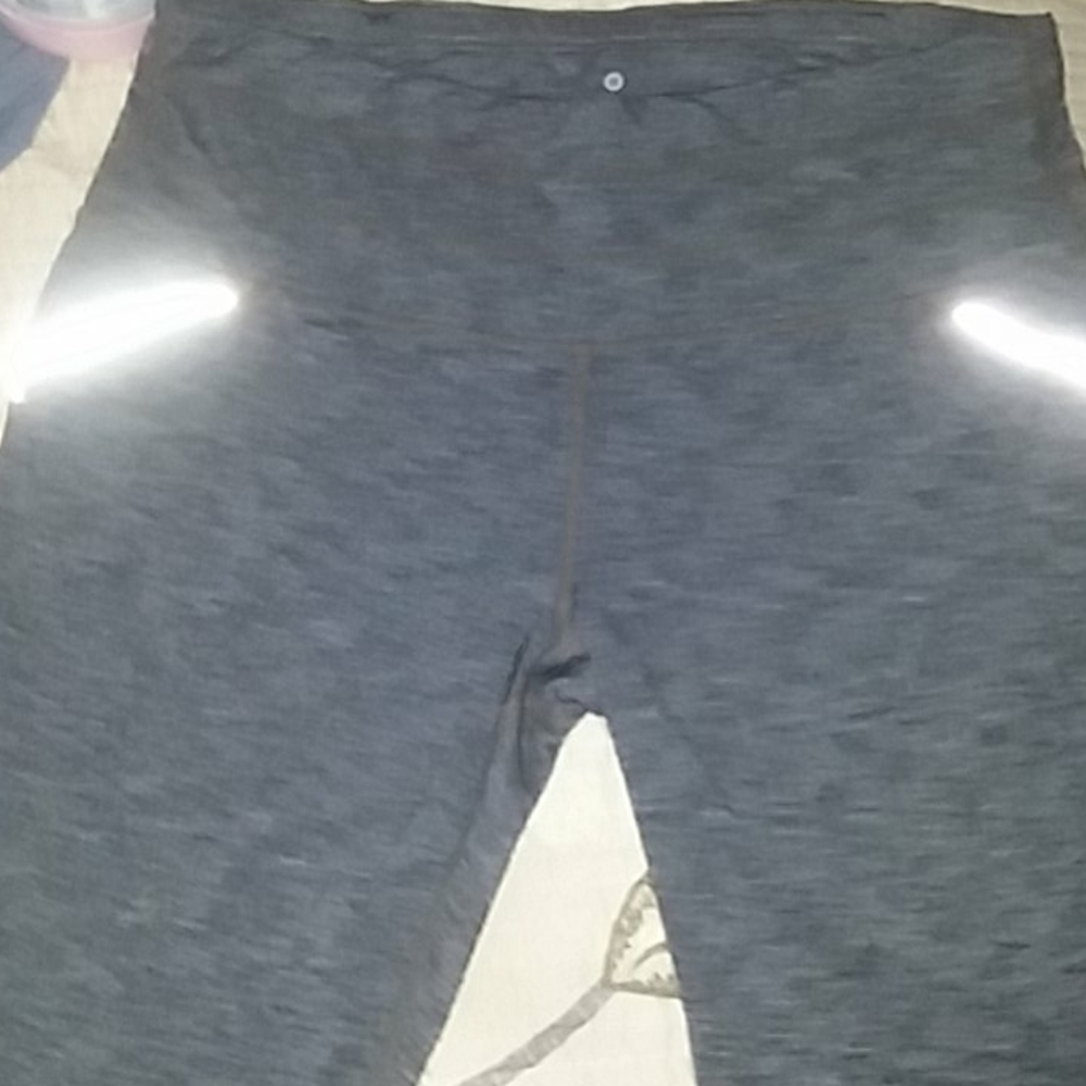 Athleta brand size med. Workout leggings